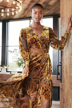 Feminine Flourish|EVelvet Styles-Soft Surroundings Jamila Velvet Dress Neutral Floral