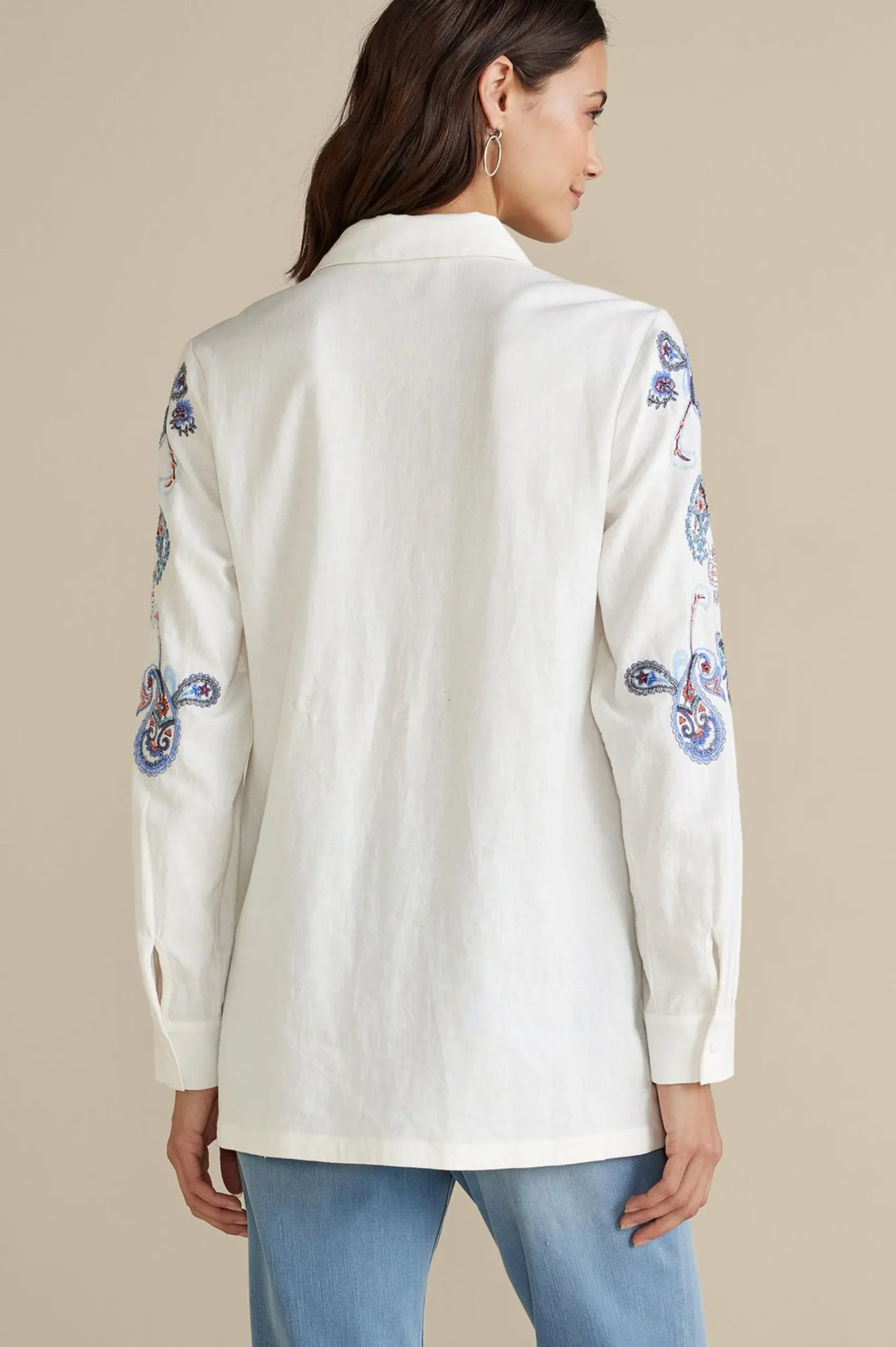 Feminine Flourish|Into The Blues-Soft Surroundings Nadia Linen Blend Shirt Grey/Blue Bandana Paisley