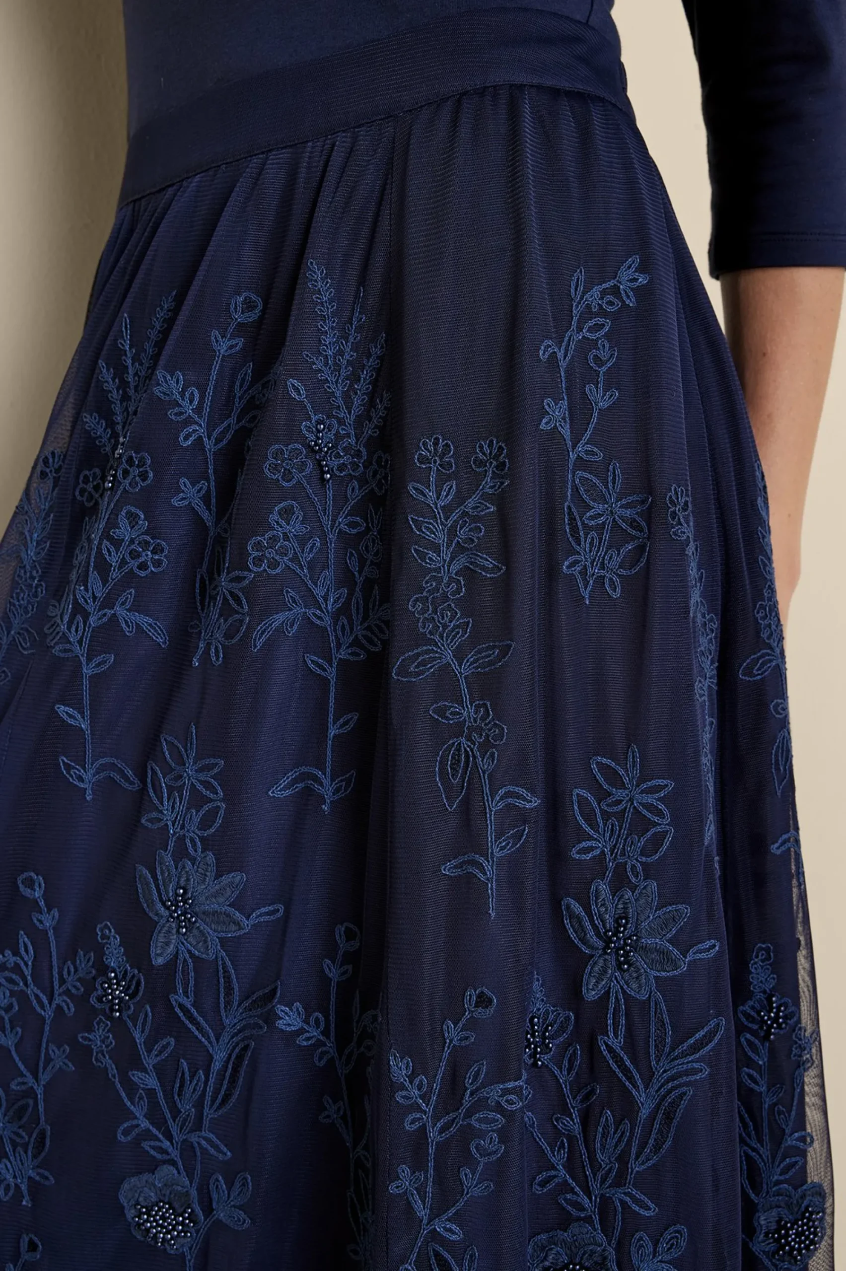 Feminine Flourish|Into The Blues-Soft Surroundings Zuri Embroidered Mesh Skirt Navy